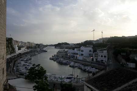 Blick auf den Hafen von Ciutadella