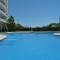 Am Strand in Anlage mit Pool nahe Zentrum